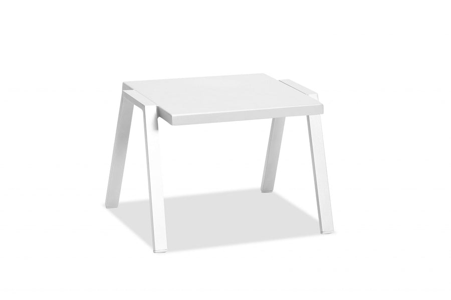 22 X 18 X 16 White Aluminum Side Table Image 1