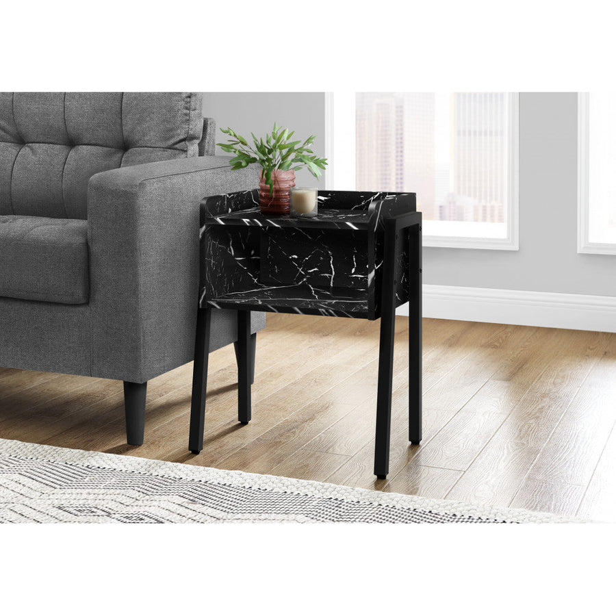 23" Black End Table With Shelf Image 1