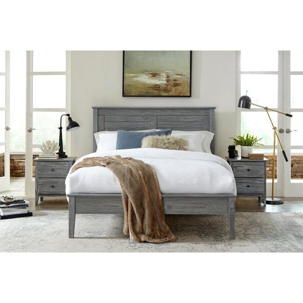 Contemporary Grey Solid Pine Platform Bed in Queen Size Image 4