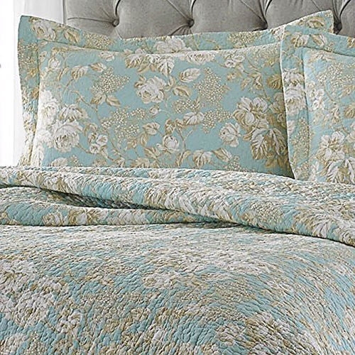 King size 3-Piece Reversible Cotton Quilt Set with Seafoam Blue Beige Floral Pattern Image 2