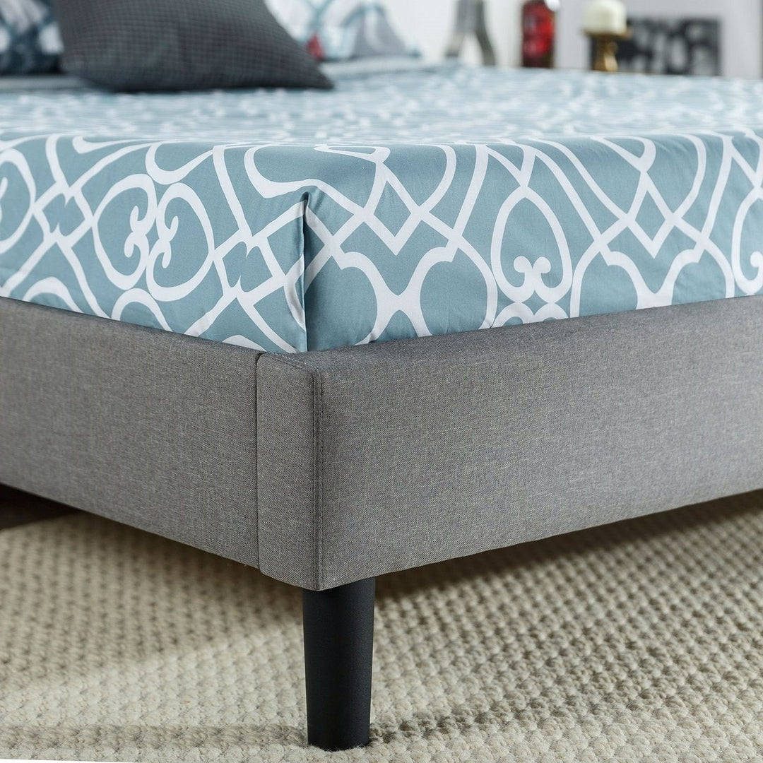 King size Grey Upholstered Platform Bed with Classic Button Tufted Headboard Image 4