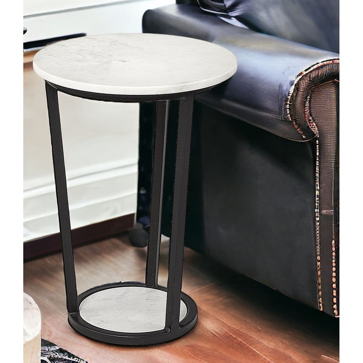 21" Black And White Marble Round End Table Image 11