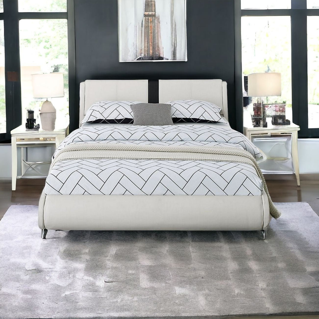 White Platform King Bed Image 1