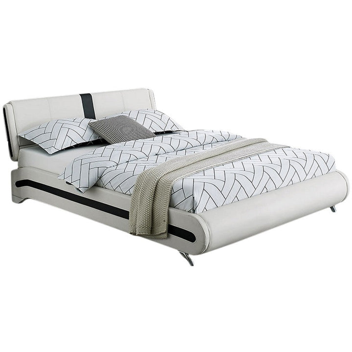 White Platform King Bed Image 5