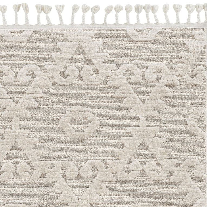 5 x 8 Beige and Ivory Geometric Area Rug Image 2