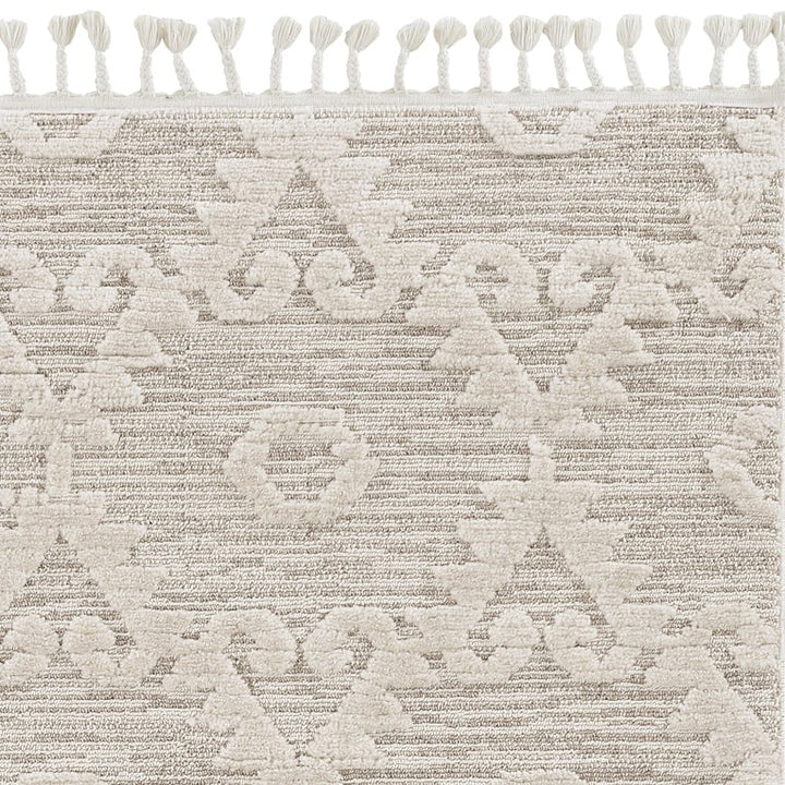 5 x 8 Beige and Ivory Geometric Area Rug Image 3