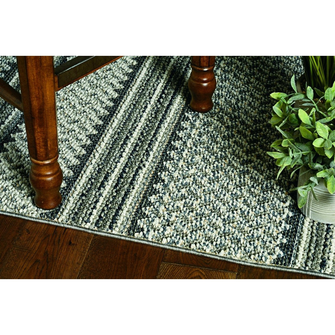 4 X 6 Grey Geometric Lines Area Rug Image 1