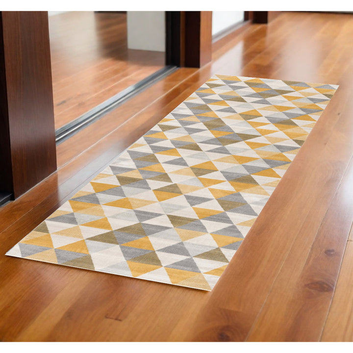 6 x 9 Yellow and Ivory Geometric Area Rug Image 11