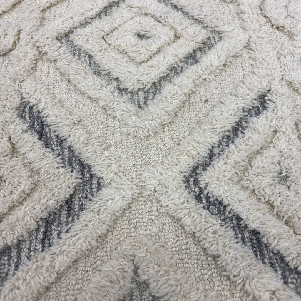 4 Round Cream Modern Geometric Area Rug Image 4