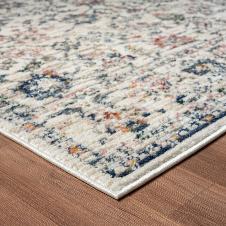 5 X 7 Ivory Floral Area Rug Image 3