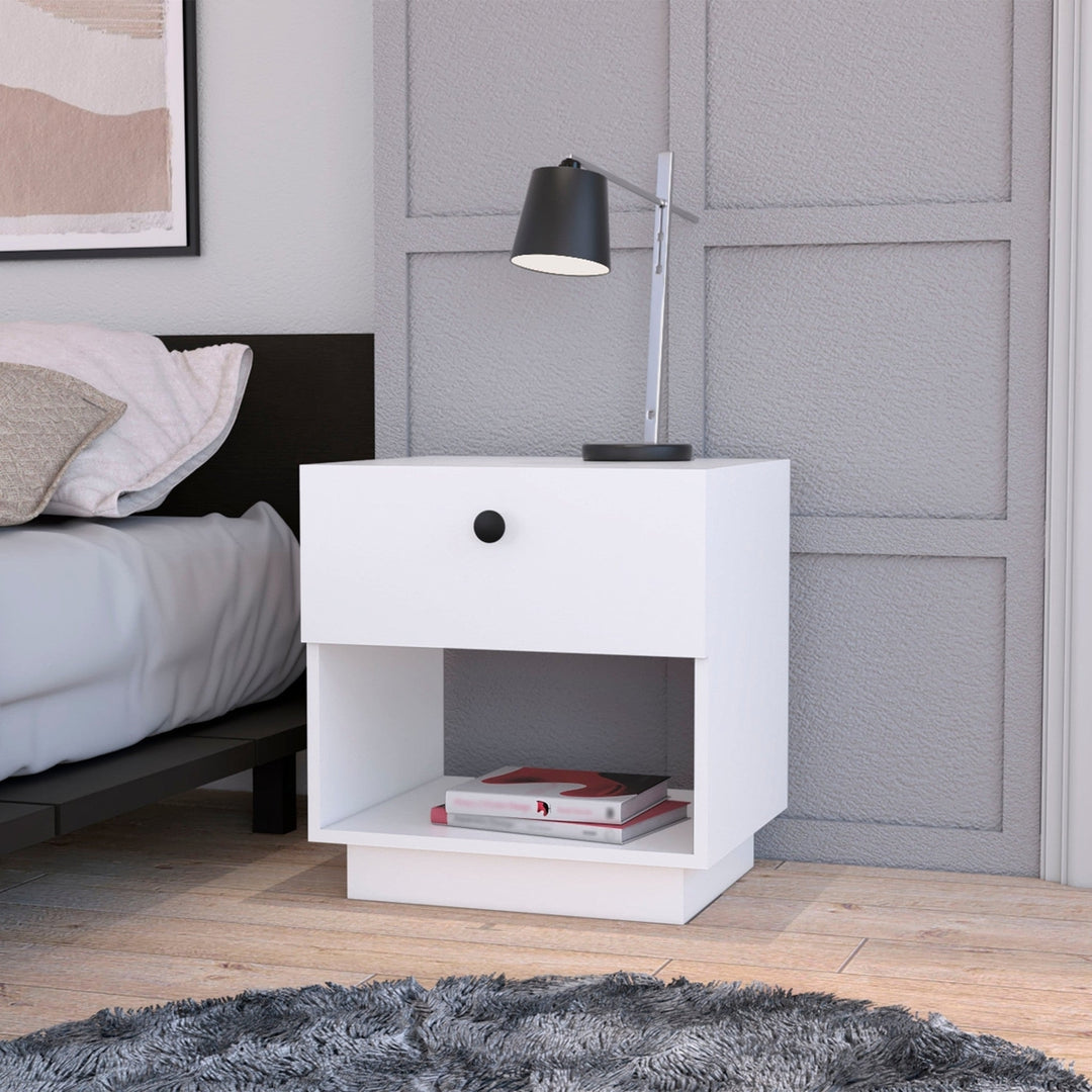 20" White One Drawer Nightstand With Integrated Tech Image 1