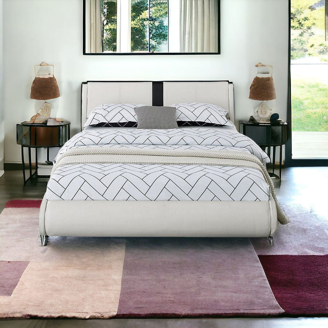 White Platform King Bed Image 1