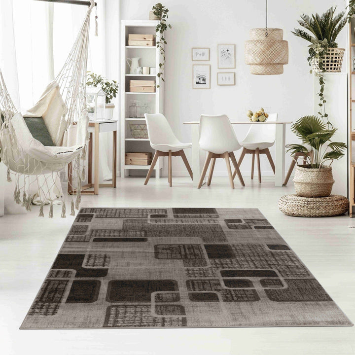 4 X 6 Brown Geometric Area Rug Image 3