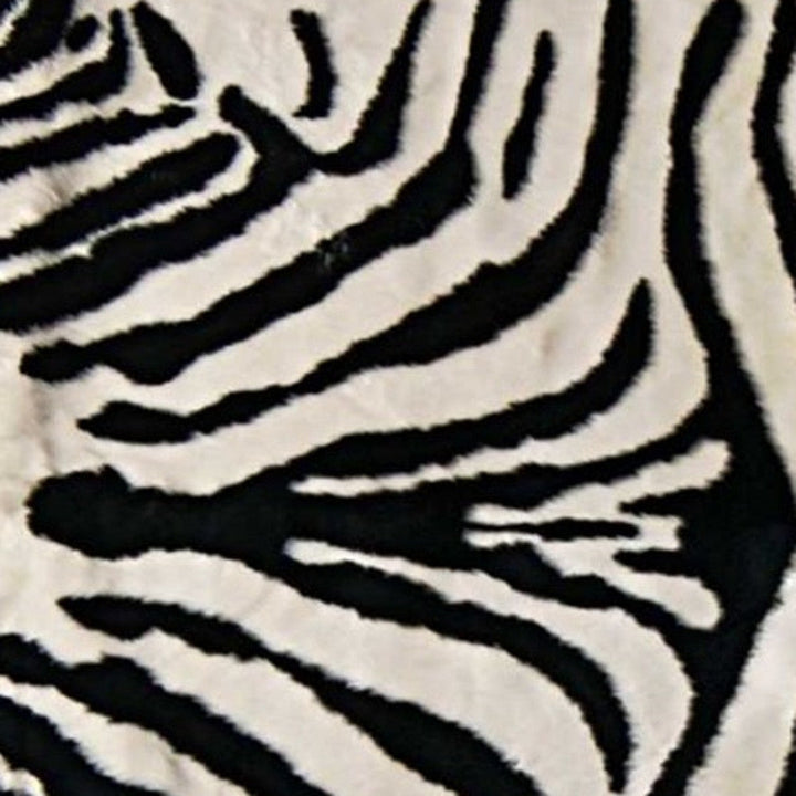 5 x 7 Black and White Faux Cowhide Zebra Print Area Rug Image 4