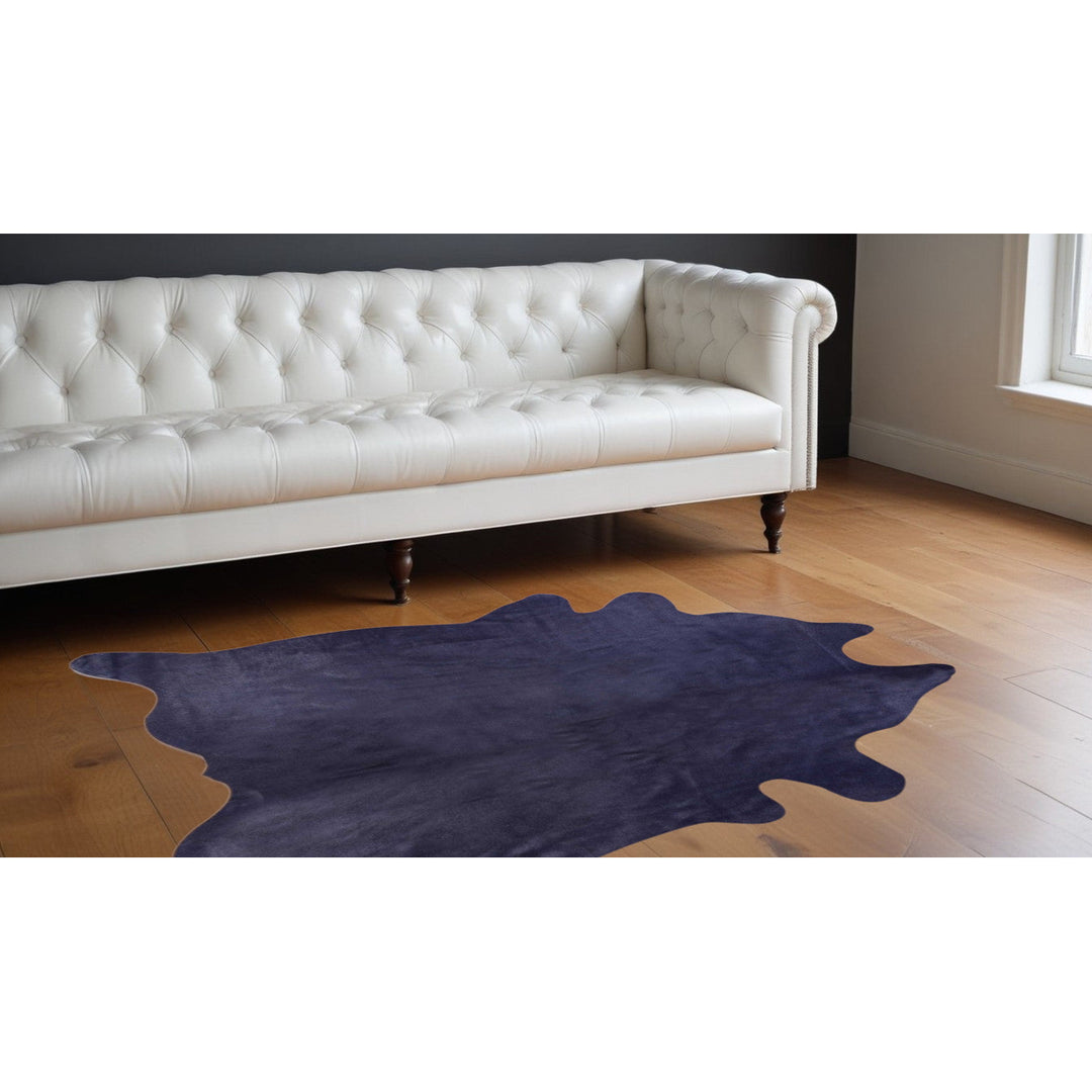 5" X 7" Navy Modern Cowhide Contemporary Area Rugs Image 6