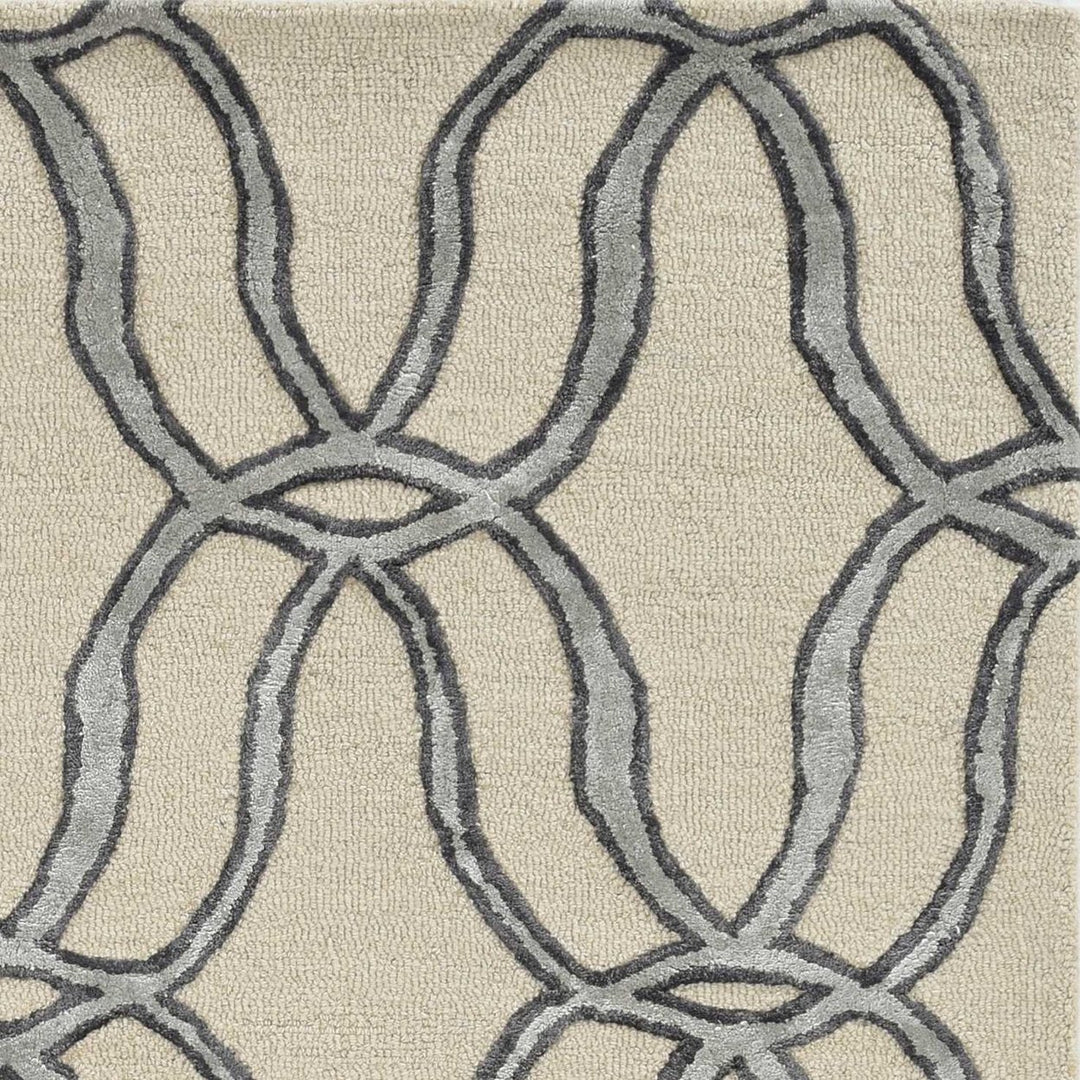 5X7 Silver Ivory Hand Tufted Vermicular Indoor Area Rug Image 1