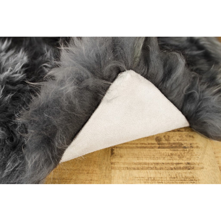 3 X 5 Gray Natural Sheepskin Area Rug Image 4