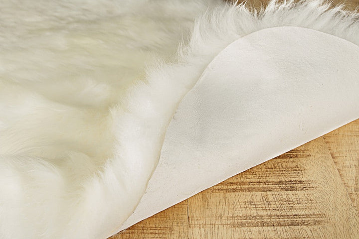 3 X 5 Trio Natural Sheepskin Area Rug Image 5