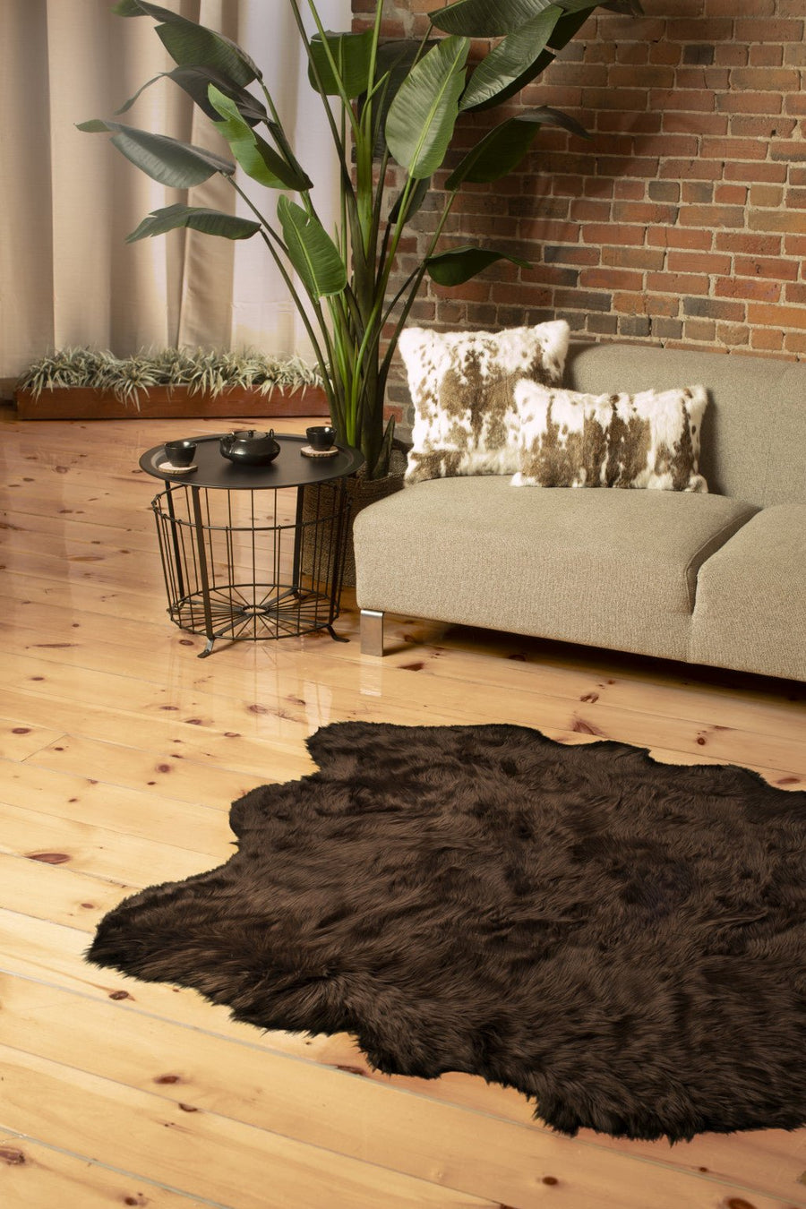 5 X 6 Chocolate Faux Sheepskin Non Skid Area Rug Image 1