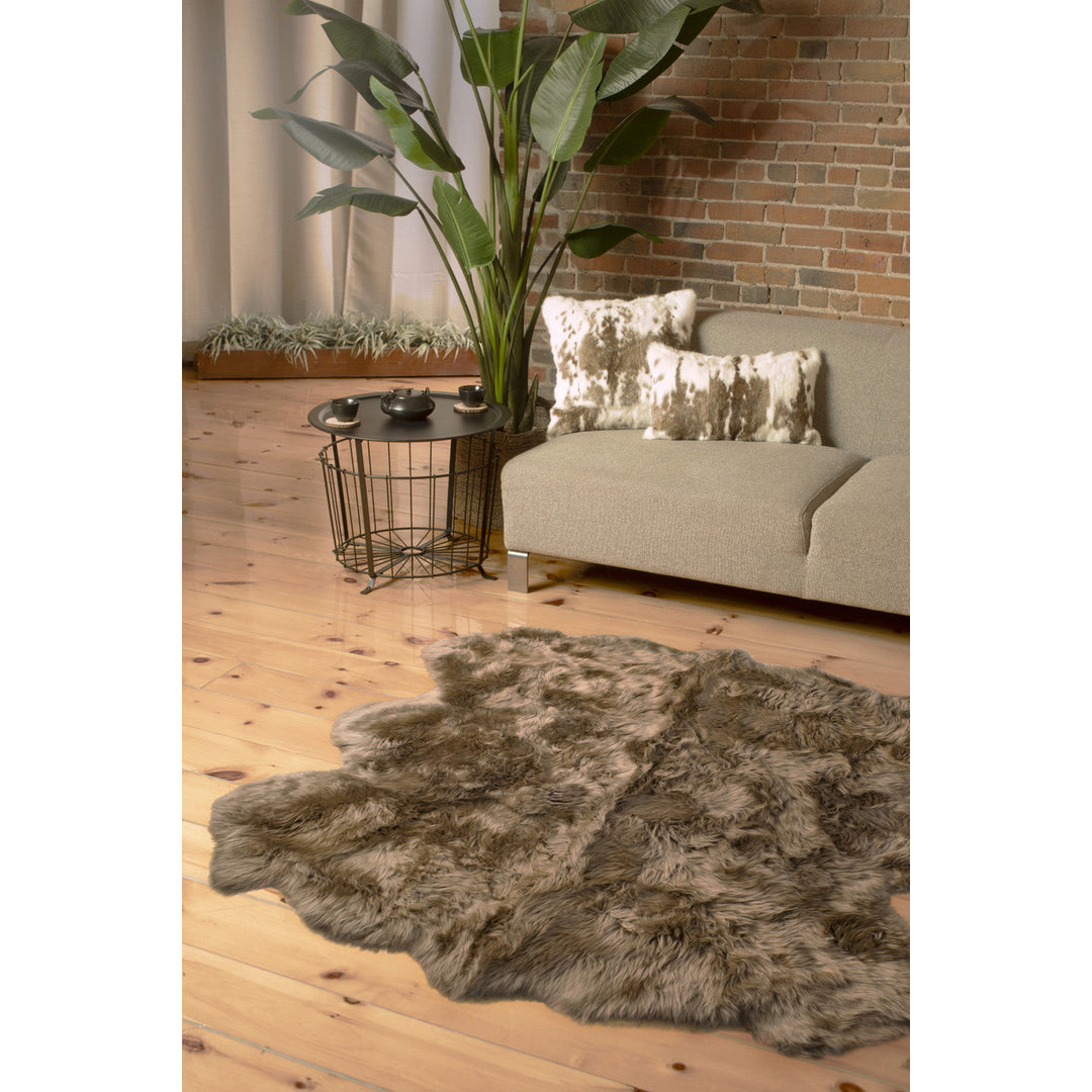 5 X 6 Taupe Wool Sheepskin Handmade Area Rug Image 1