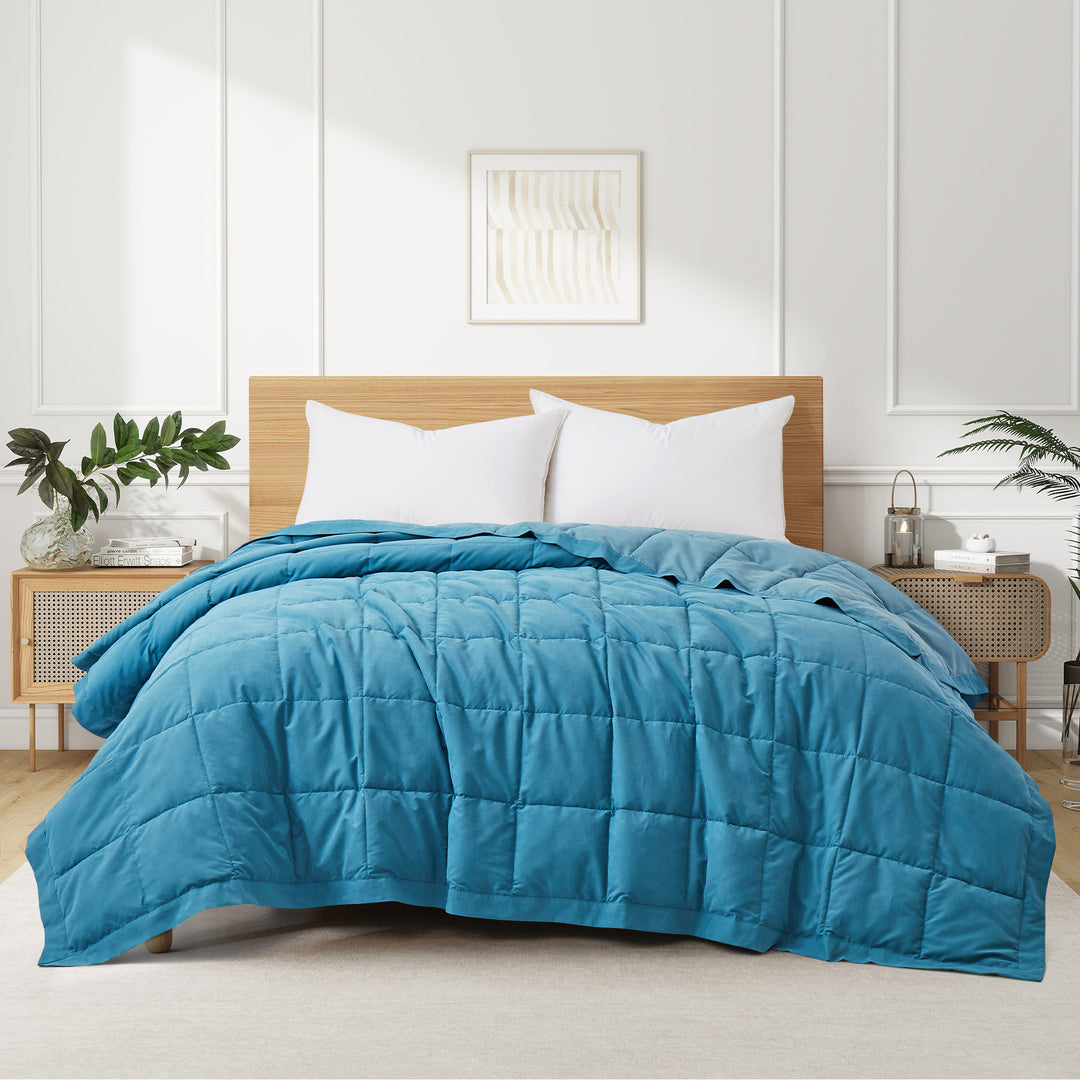 Reversible Lightweight Down Alternative Blanket, Oversize Bed Blanket Image 1