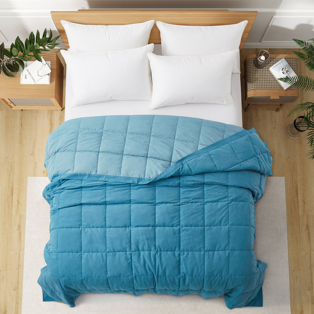 Reversible Lightweight Down Alternative Blanket, Oversize Bed Blanket Image 2