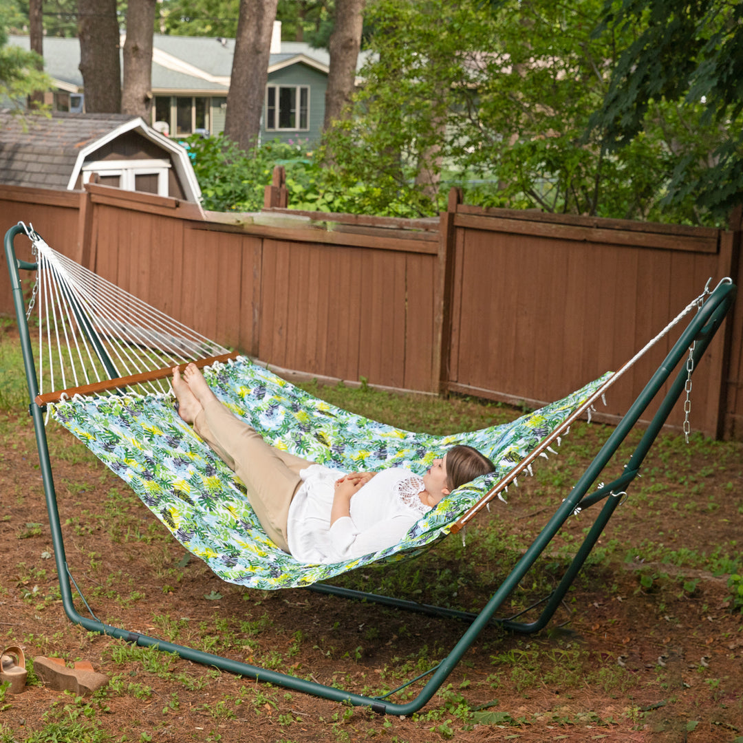 Sunnydaze 2-Person Quilted Hammock with Spreader Bar and Pillow - Tropical Image 6