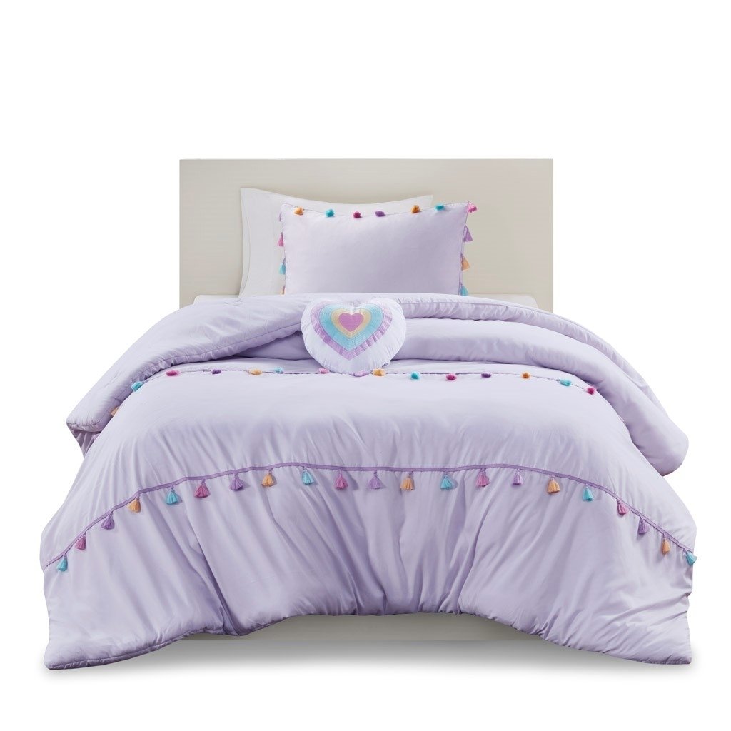 Gracie Mills Xylon Solid Tassel Comforter Set with Heart-Shaped Throw Pillow - GRACE-11782 Image 6