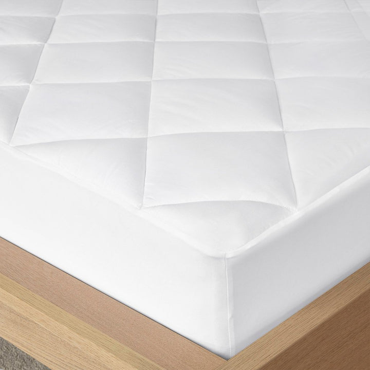 Gracie Mills Ernst 300 Thread Count Diamond Quilted Waterproof Mattress Pad - GRACE-400 Image 2