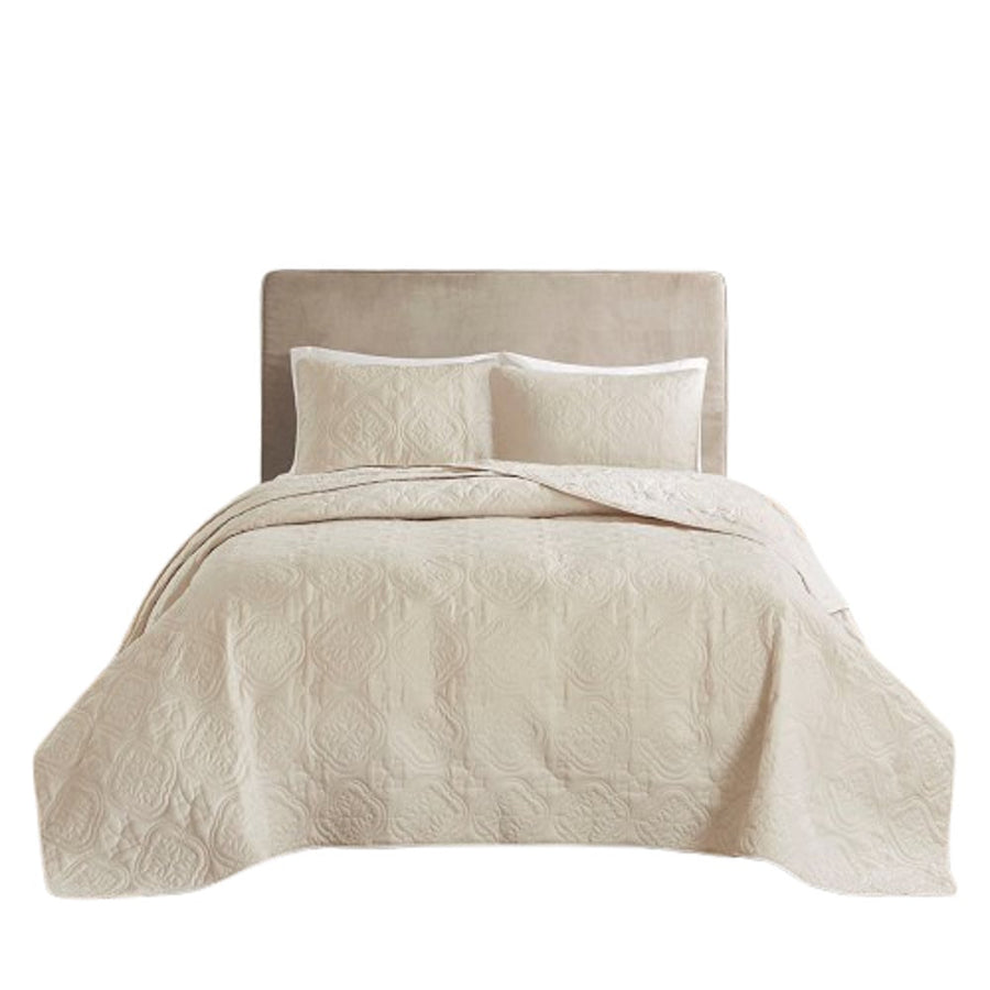 Gracie Mills McCormick 3 Piece Reversible Bedspread Set - GRACE-11976 Image 1