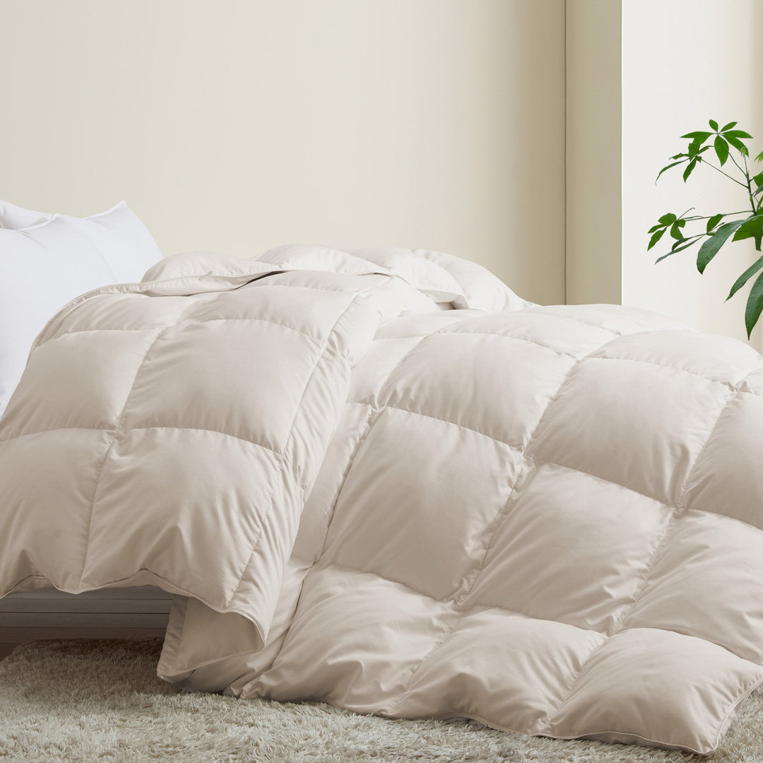 Luxurious Winter Down Comforter Heavyweight Weight Ultra Soft Duvet Insert Twin Queen King Cal King Image 3